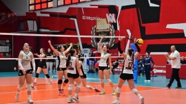 Τα κορίτσια Κ20 του ΟΦΗ πανηγυρίζουν την είσοδό τους στις 8 καλύτερες ομάδες βόλεϊ της Ελλάδας