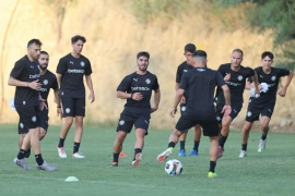 Με 29 ποδοσφαιριστές θα δουλέψει αρχικά ο Τραϊανός Δέλλας
