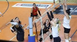 Μεγάλη νίκη με 3-0 σετ πανηγύρισαν τα κορίτσια του ΟΦΗ στο ντέρμπι κορυφής της Α2 βόλεϊ