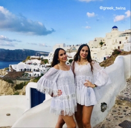 greek_twins: «Προβάλουμε την Ελλάδα μας, ως έναν κορυφαίο προορισμό που πρέπει να γνωρίσουν από κοντά οι Κινέζοι»