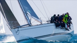 Τριάντα σκάφη ανοίγουν πανιά για τον αγώνα της Ύδρας